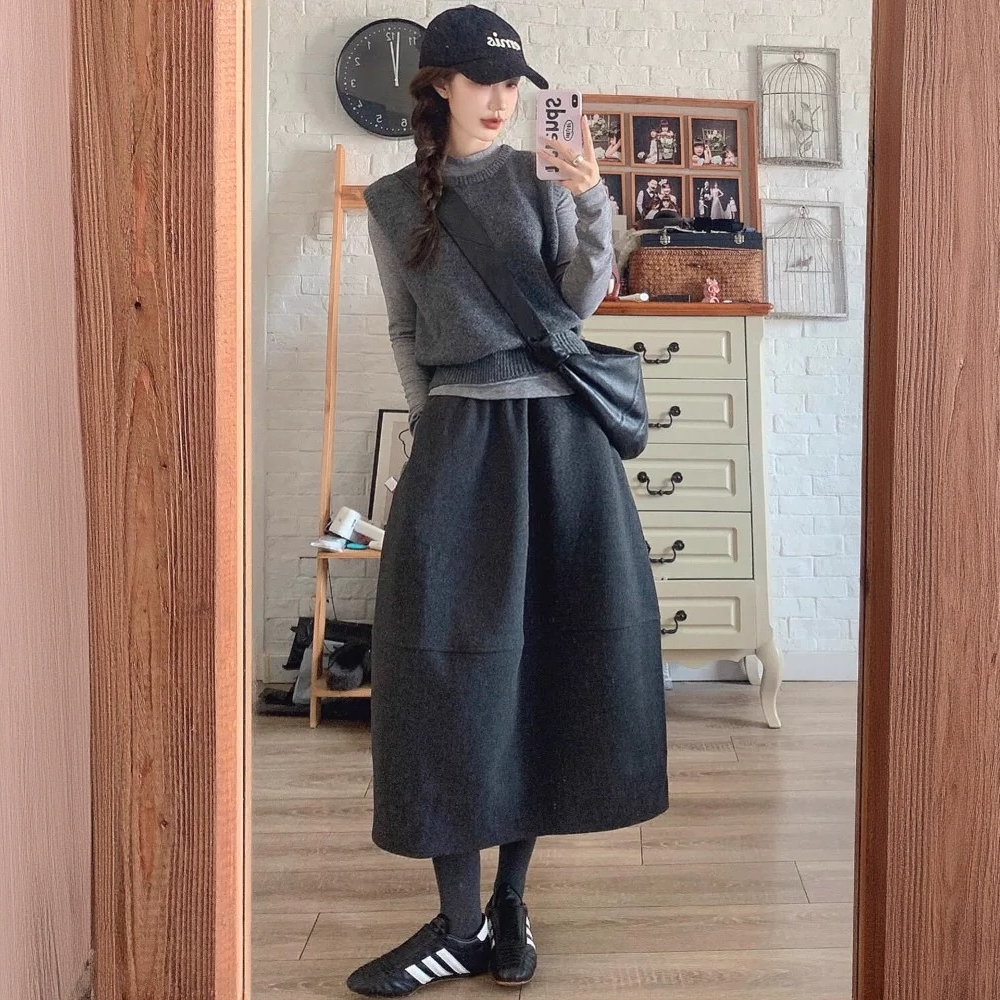 韩版韩系深灰色花苞半身裙女秋冬毛呢松紧腰视频显瘦中长伞裙时尚