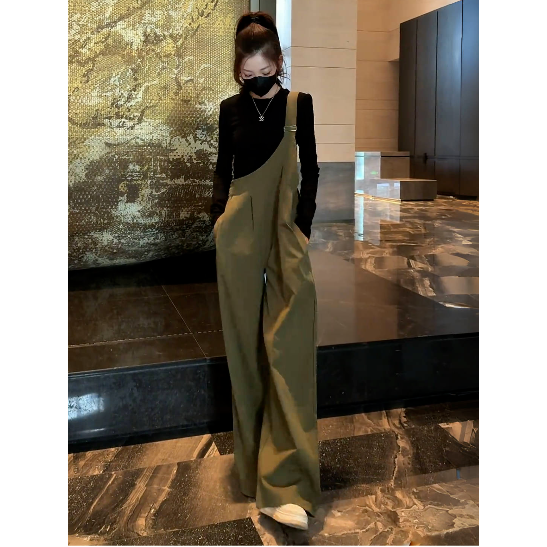 时尚背带裤套装女秋季新款宽松减龄显瘦长袖T恤阔腿连体裤两件套