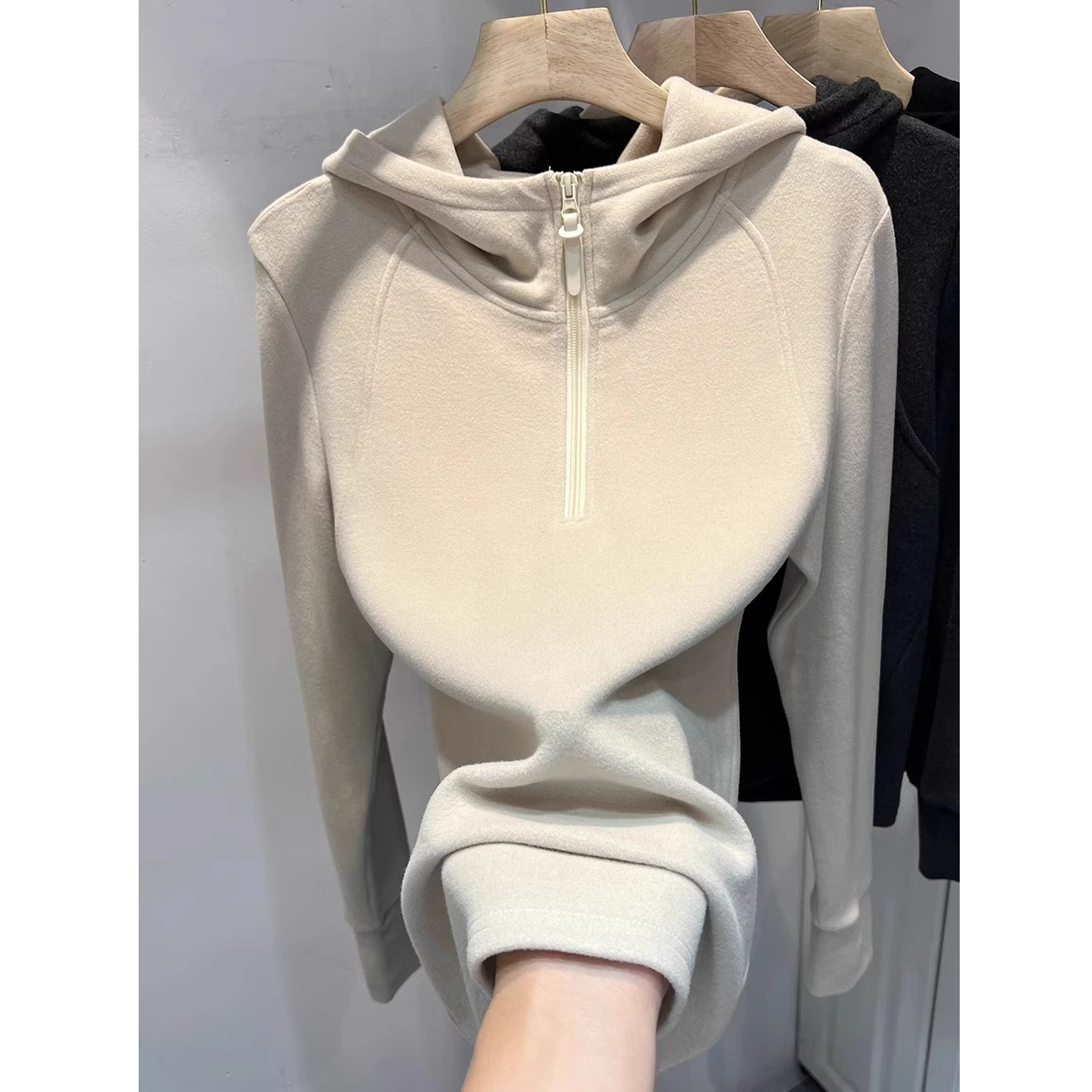 芯娇晴2025春秋新款双面磨毛德绒半拉链卫衣T恤女洋气打底衫上衣