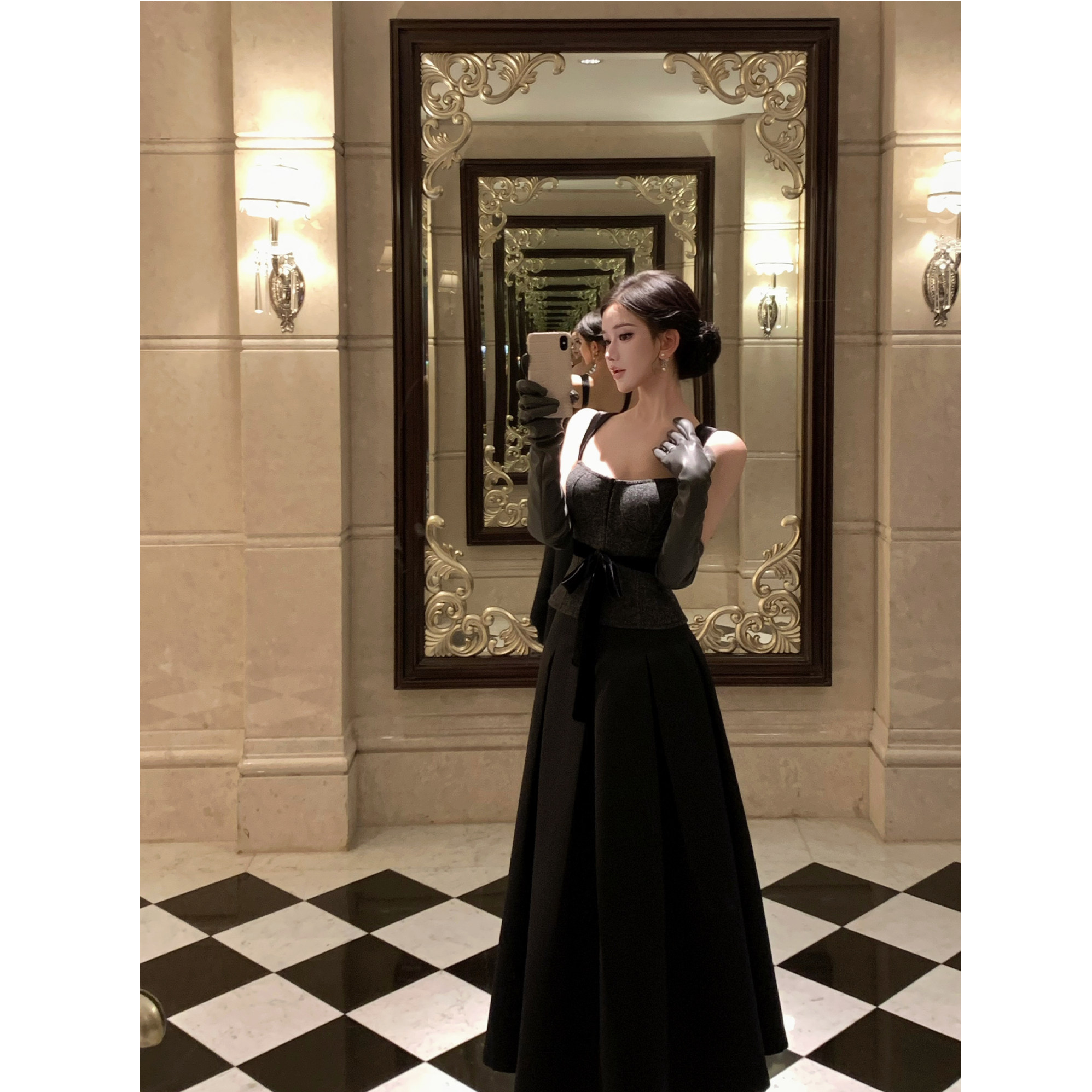 2026春季新款时尚高级感气质无袖吊带背心上衣女配显瘦半身裙套装