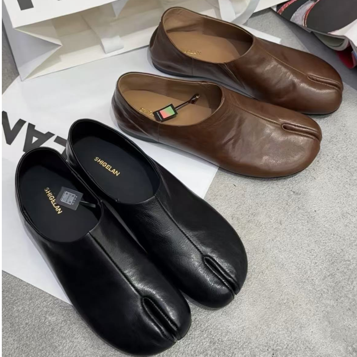 诗歌兰真皮女鞋2025秋季新款时尚小牛皮平底单鞋女分趾鞋