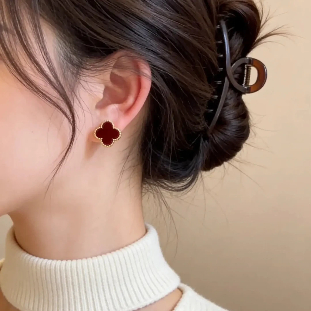 925银针耳饰 丝绒质感新年红色幸运草珠珠耳环一款多戴耳钉