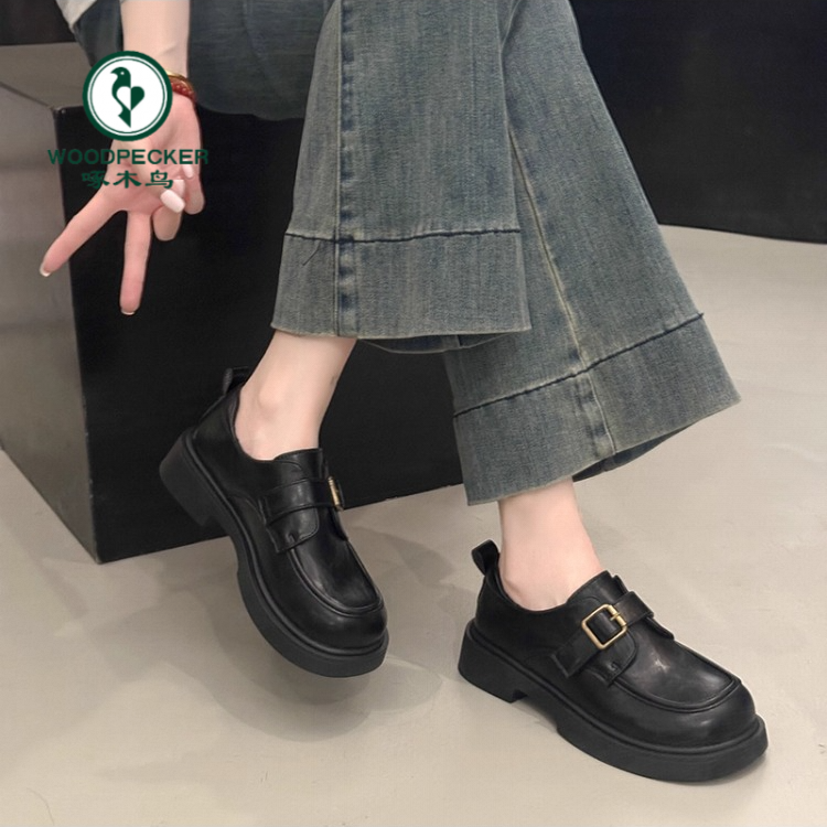 啄木鸟厚底一脚蹬乐福鞋2025新款秋冬季学院英伦风小皮鞋百搭单鞋