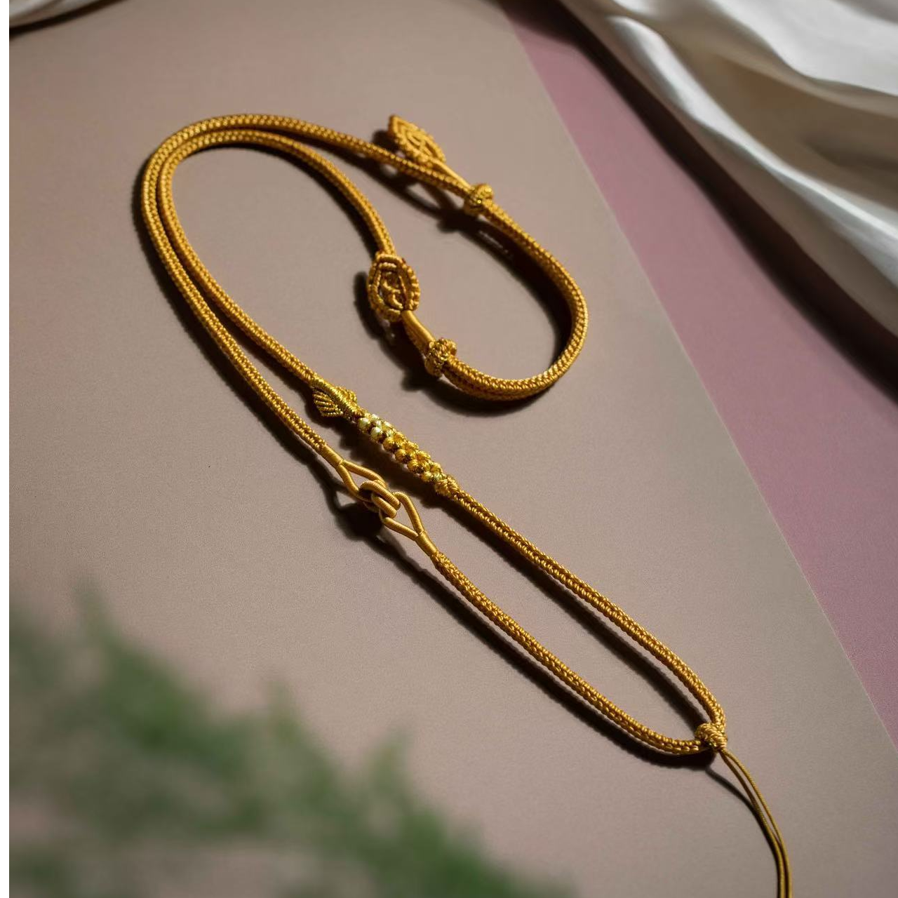 纯手工编织项链吊坠绳一叶结桃花黄色配色BG-063金色时尚可调节