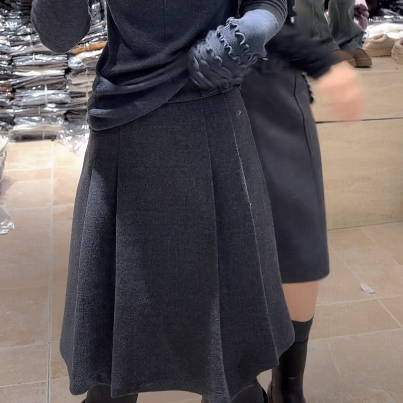 高腰气质灰色毛呢百褶半身裙女冬季2025新款褶百搭皱中长款A字裙