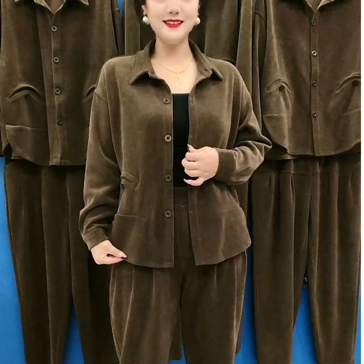 高档气质两件套中年妈妈潮流休闲2025秋季新款纯色时尚宽松套装女