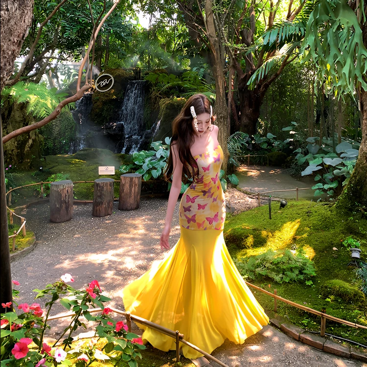 KaDaiShan 蝴蝶印花抹胸连衣裙女夏季网纱度假长裙欧若动感风裙子