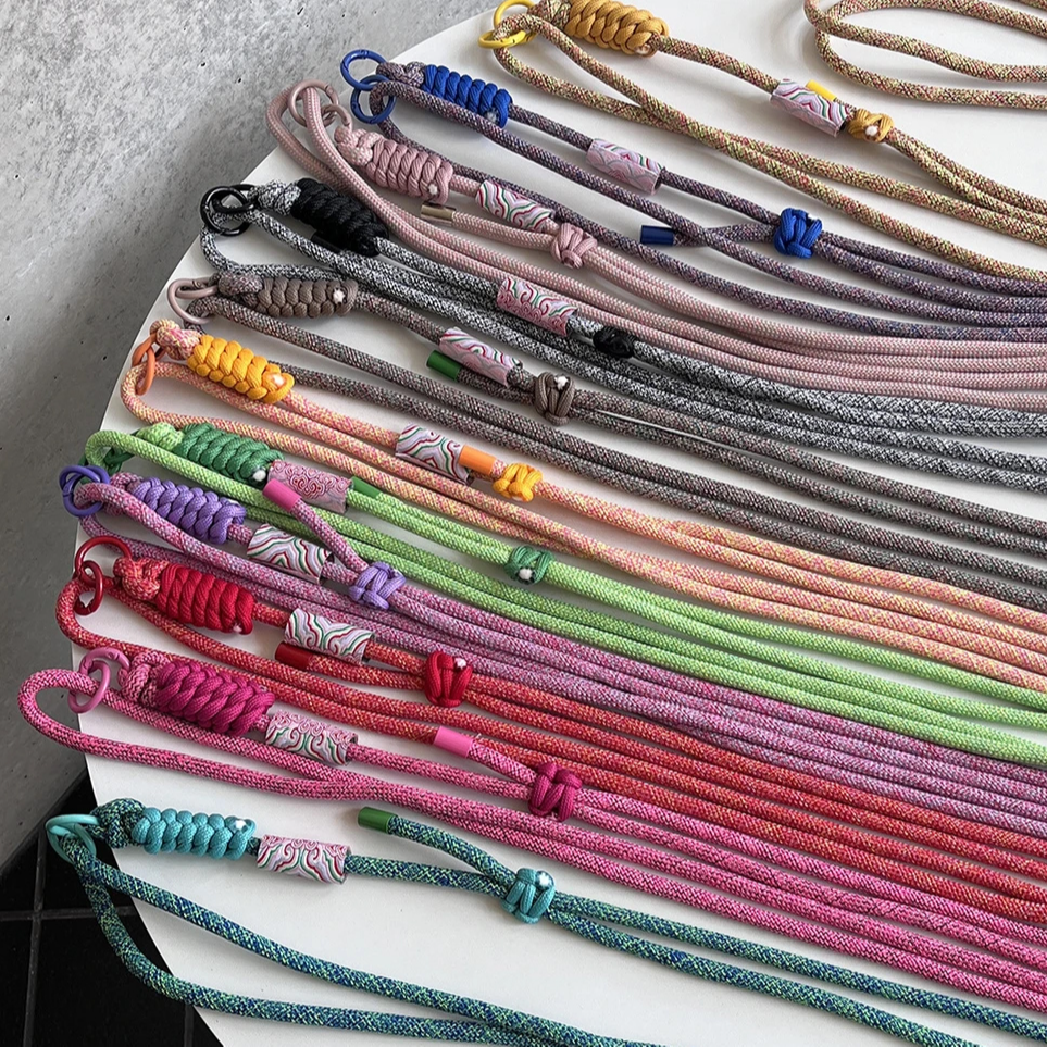 手机挂绳长款斜挎可背多功能挂脖男女户外登唐老鸭多功能手机挂绳