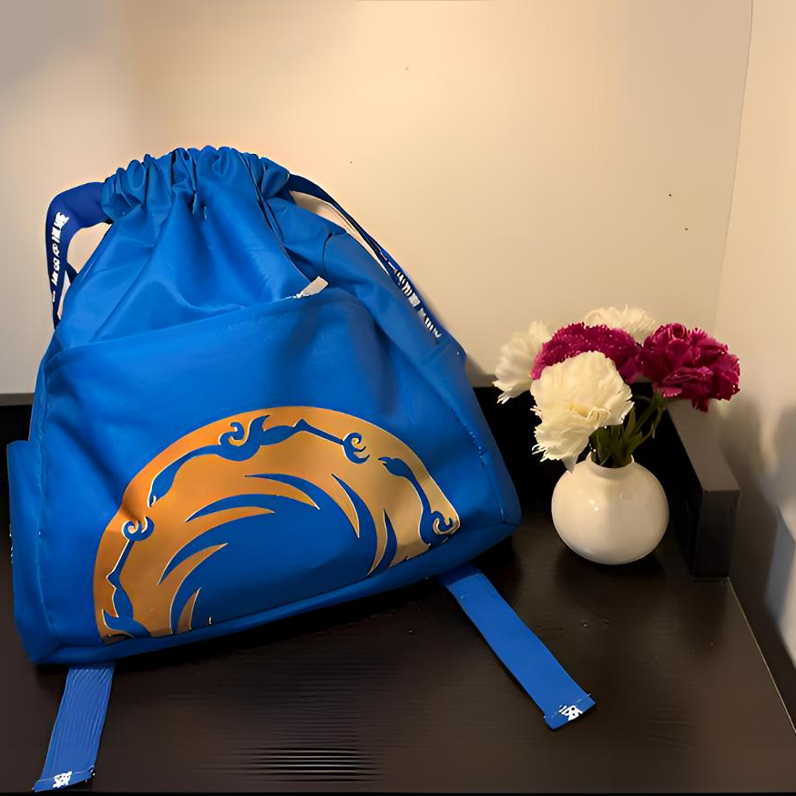 成都大运会显眼包成都网红显眼包双肩包折叠抽绳收纳包