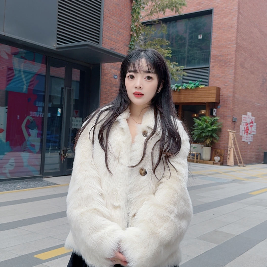 茉莉丝绒新款翻领直毛进口托斯卡纳羊皮毛一体女式保暖冬皮草外套