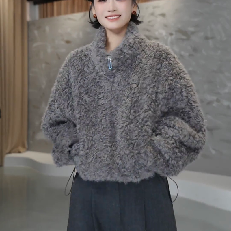韩系简约慵懒风皮毛一体短外套女2025冬季新款小个子仿羊羔毛上衣