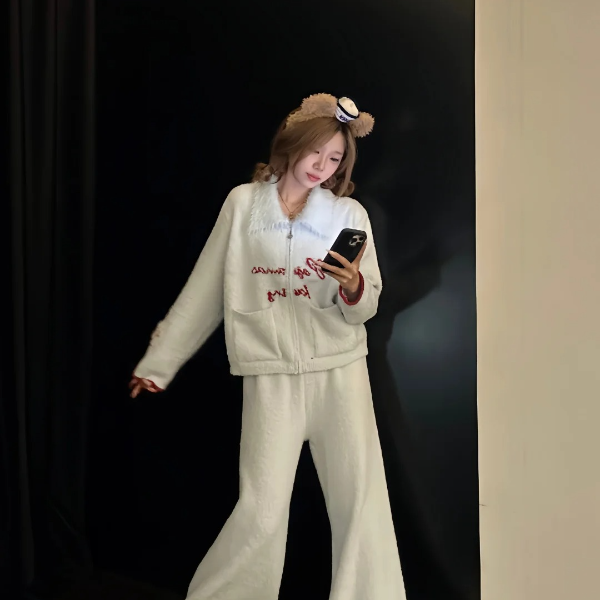 甜美风毛绒绒翻领半边绒睡衣女秋冬新款保暖加厚家居服套装可外穿