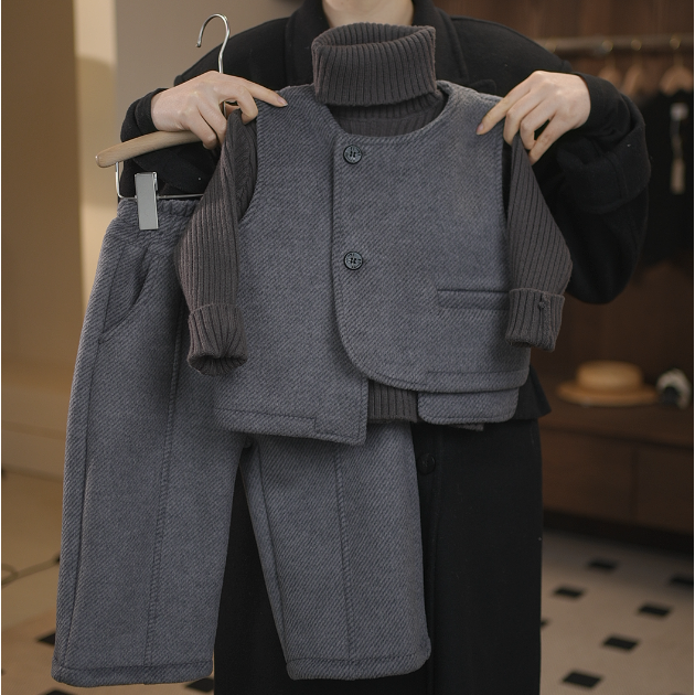 【两个小盆友】2024冬季儿童韩版纯色休闲时尚中性洋气毛呢套装6365