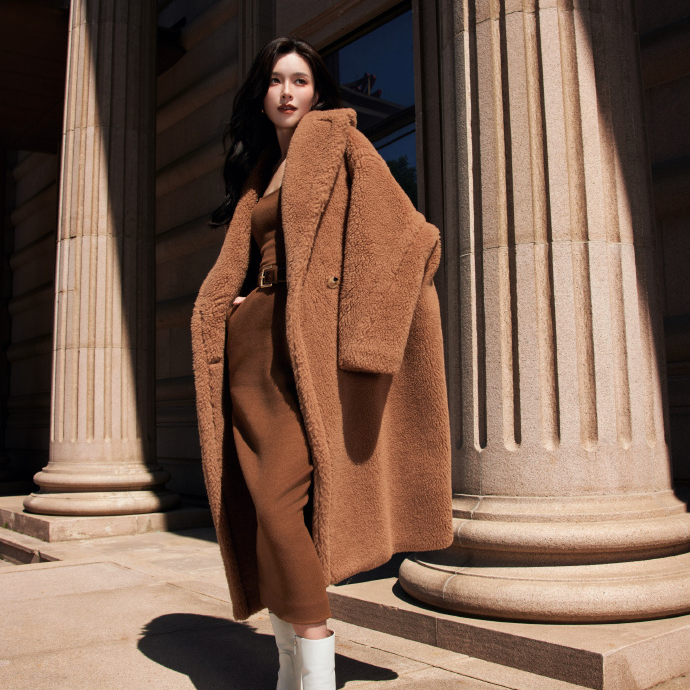 MAX骆驼绒泰迪熊大衣宽松休闲加厚气质冬季时尚长款翻领