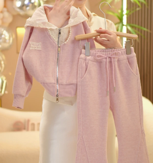 女童春秋运动套装2025新款韩版洋气时尚蕾丝帽针织宽松连帽两件套
