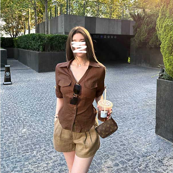 高智感亚麻中袖正肩收腰衬衫御姐风后背绑带收腰V领翻领衬衣女