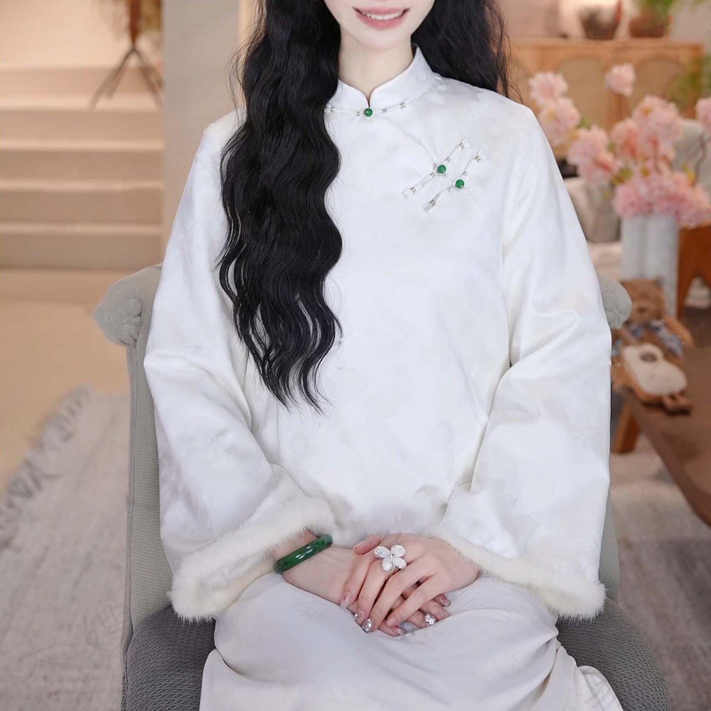 新中式国风女装高级感上衣2025秋冬新款时尚洋气百搭加厚打底小衫