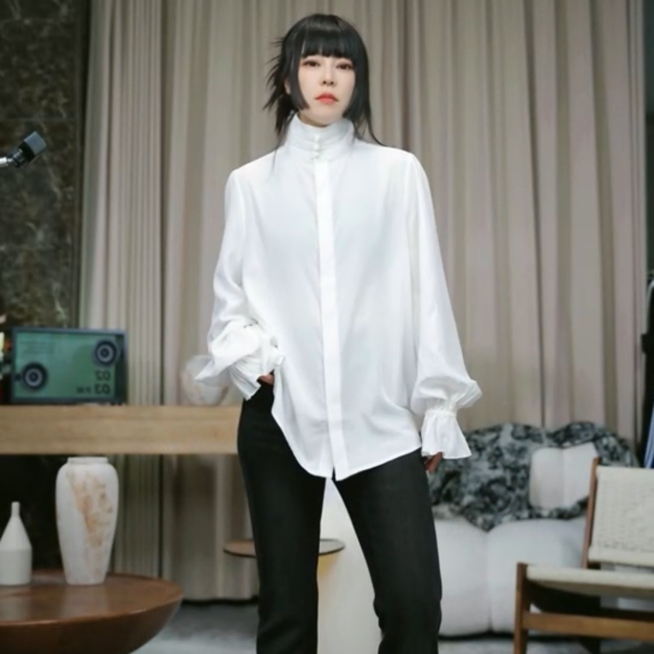 2025秋冬新款长袖花苞袖新中式盘扣领衬衫贰NF0511701