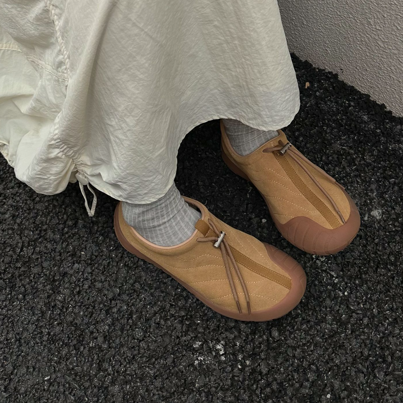 C521-1 SGRIL TWTW女鞋时尚百搭抽绳懒人一脚蹬运动休闲鞋户外