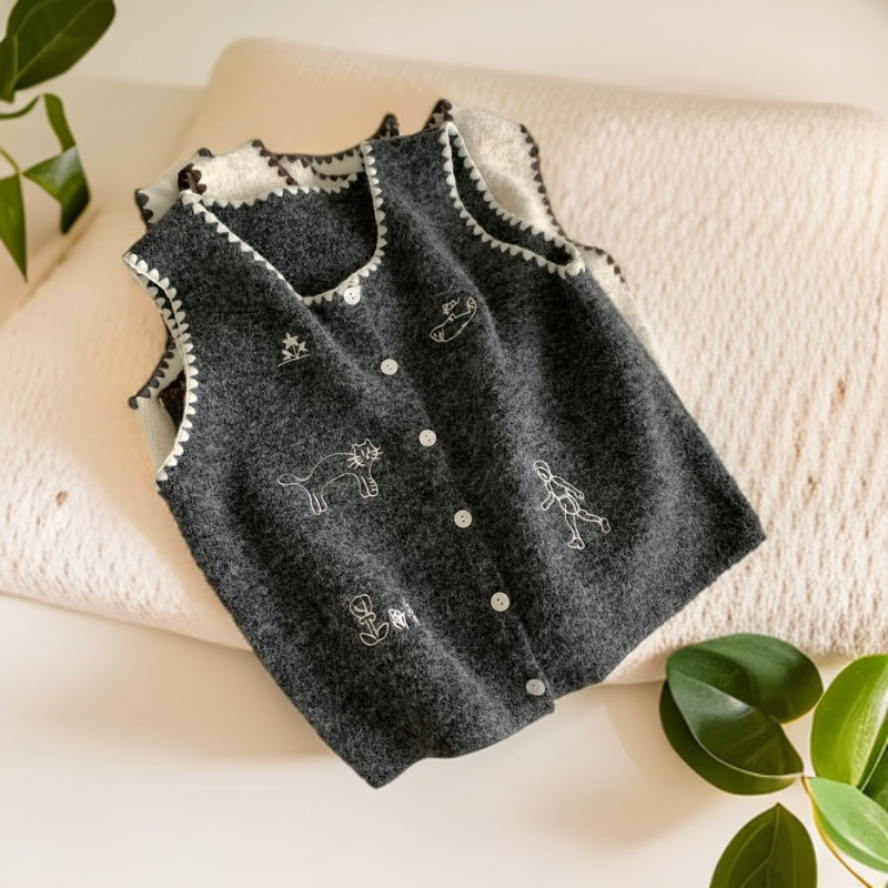 韩系减龄复古刺绣绵羊毛马甲开衫女设计感花边贝壳扣毛衣背心秋冬