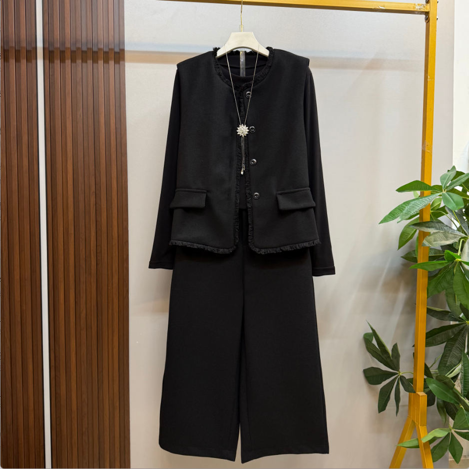 新款大码女装欧货时尚轻奢纯色洋气小香风马甲三件套套装