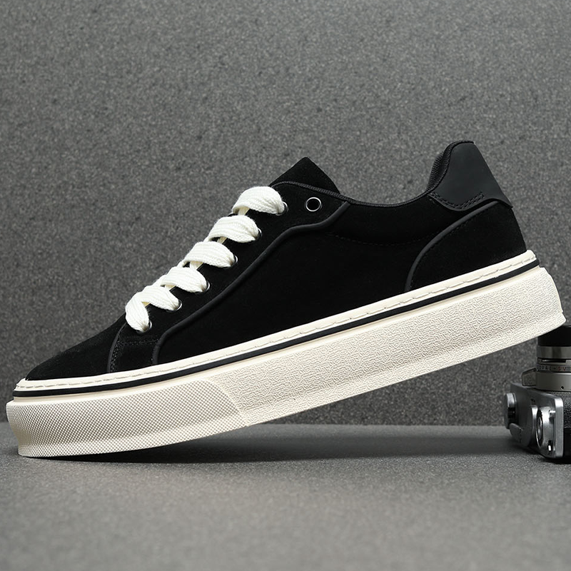 男鞋真皮板鞋2025秋冬季反绒磨砂皮软底鞋子简约大气休闲鞋男潮鞋