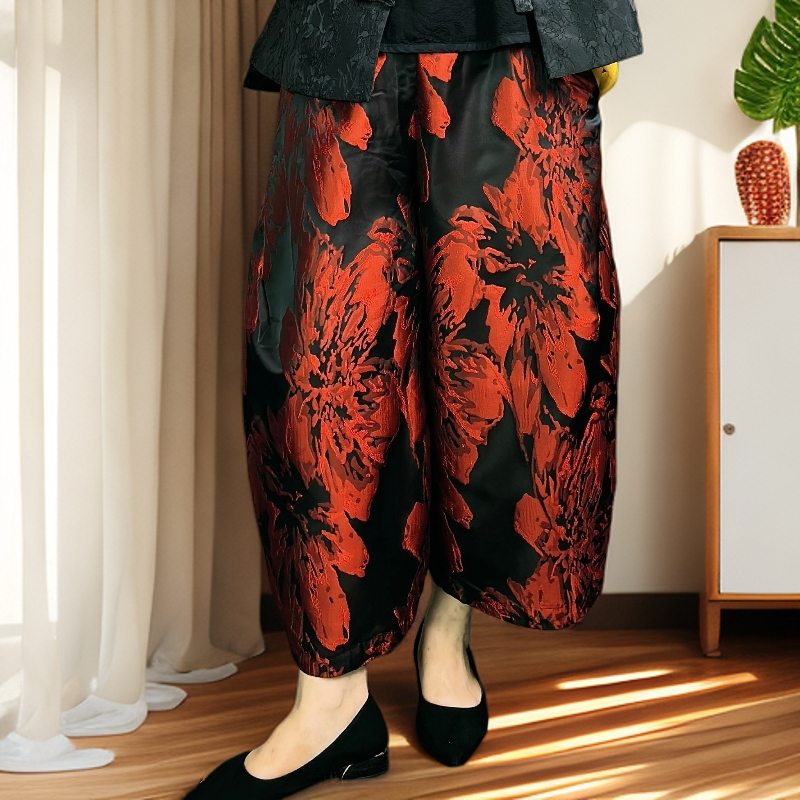 9034【潮妈家】三八节38爆款大码宽松版提花国风春游花苞裤