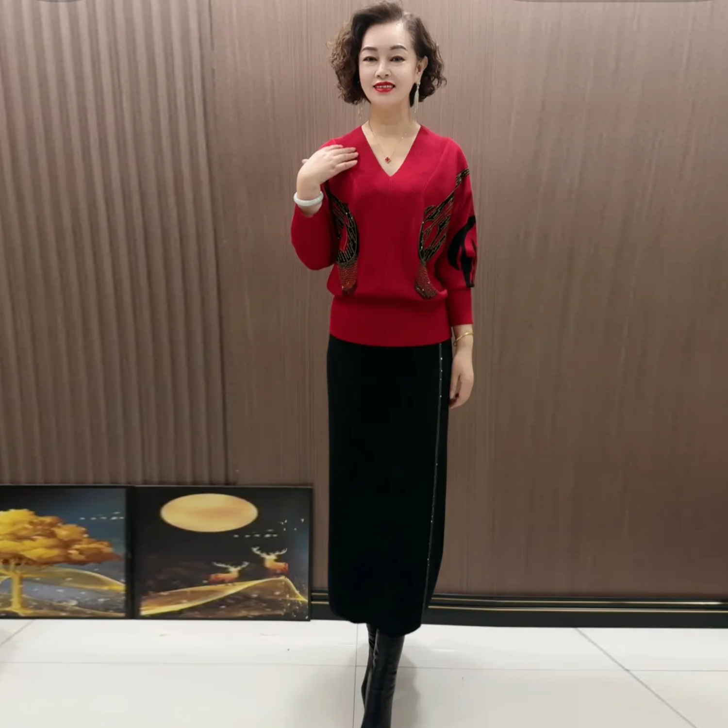 阔太太高端妈妈宽松蝙蝠袖秋冬V领遮肉显瘦长袖打底针织衫毛衣女