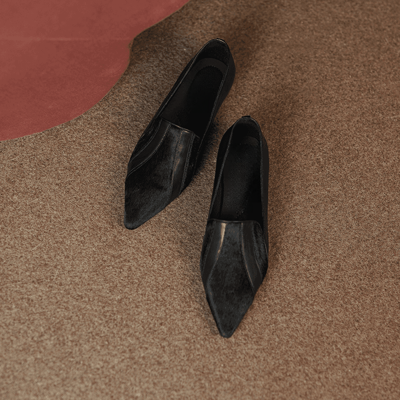 真皮复古气质尖头低跟深口单鞋女2025新款春秋拼接舒适百搭小皮鞋