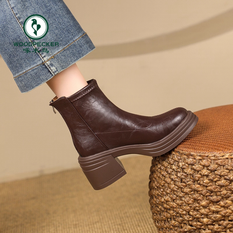 啄木鸟厚底增高2025秋冬新款马丁靴后拉链粗跟复古瘦瘦靴加绒短靴