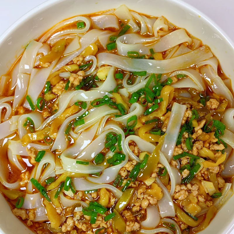 【解馋夜宵】手擀面桶装免煮速食牛肉面非油炸整箱批发泡面方便面