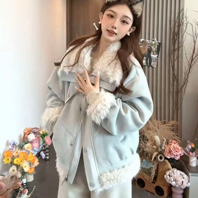 2025冬季新款羊厚外套女韩系短款小个子休闲皮毛一体保暖上衣