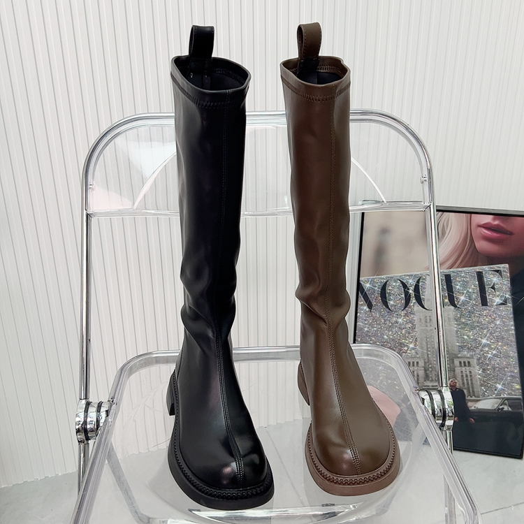 胖妹妹加宽加肥长靴子2025年冬季高筒骑士靴薄底女靴后拉链瘦瘦靴