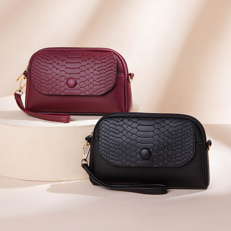 佐木希斜挎包休闲女款包包女包手机包爆款新款夏天百搭单肩小挎包