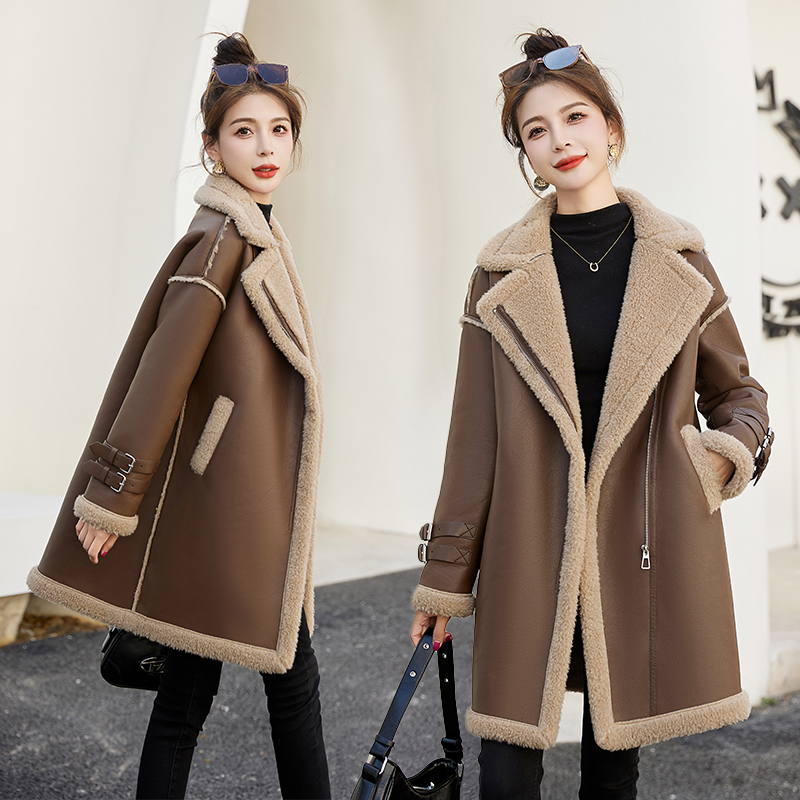 中长款小个子外套女冬季2025冬季新款韩版宽松加绒加厚皮毛一体潮