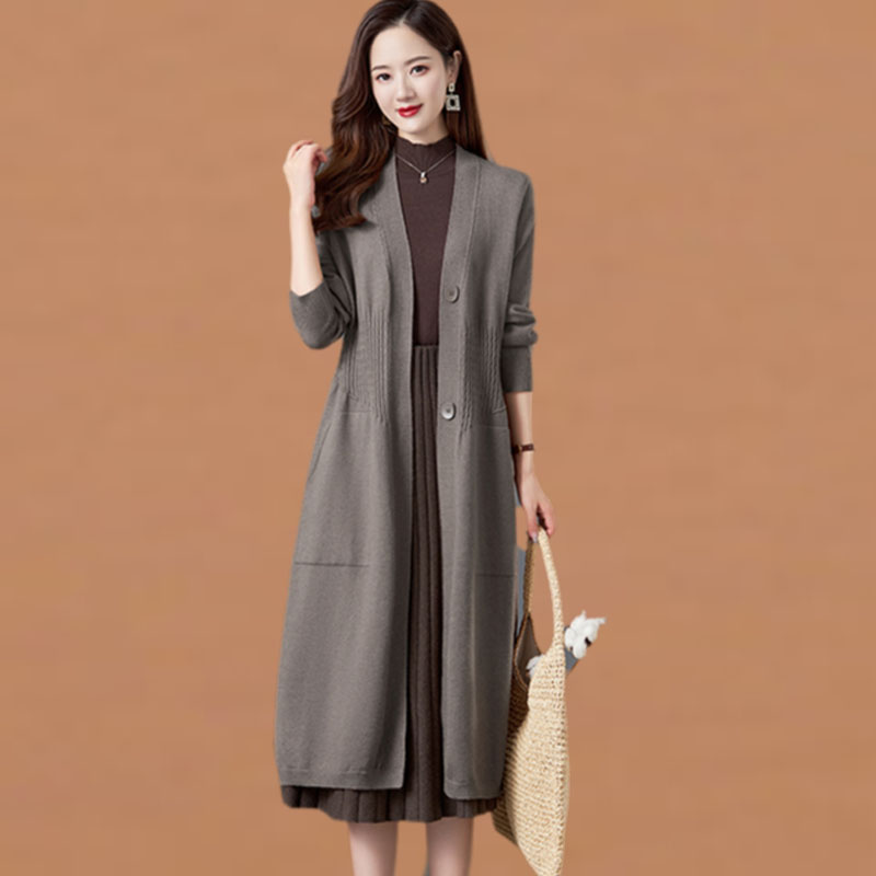 春秋2025新款洋气中年妈妈毛衣外套女中长款针织开衫外搭过膝披肩