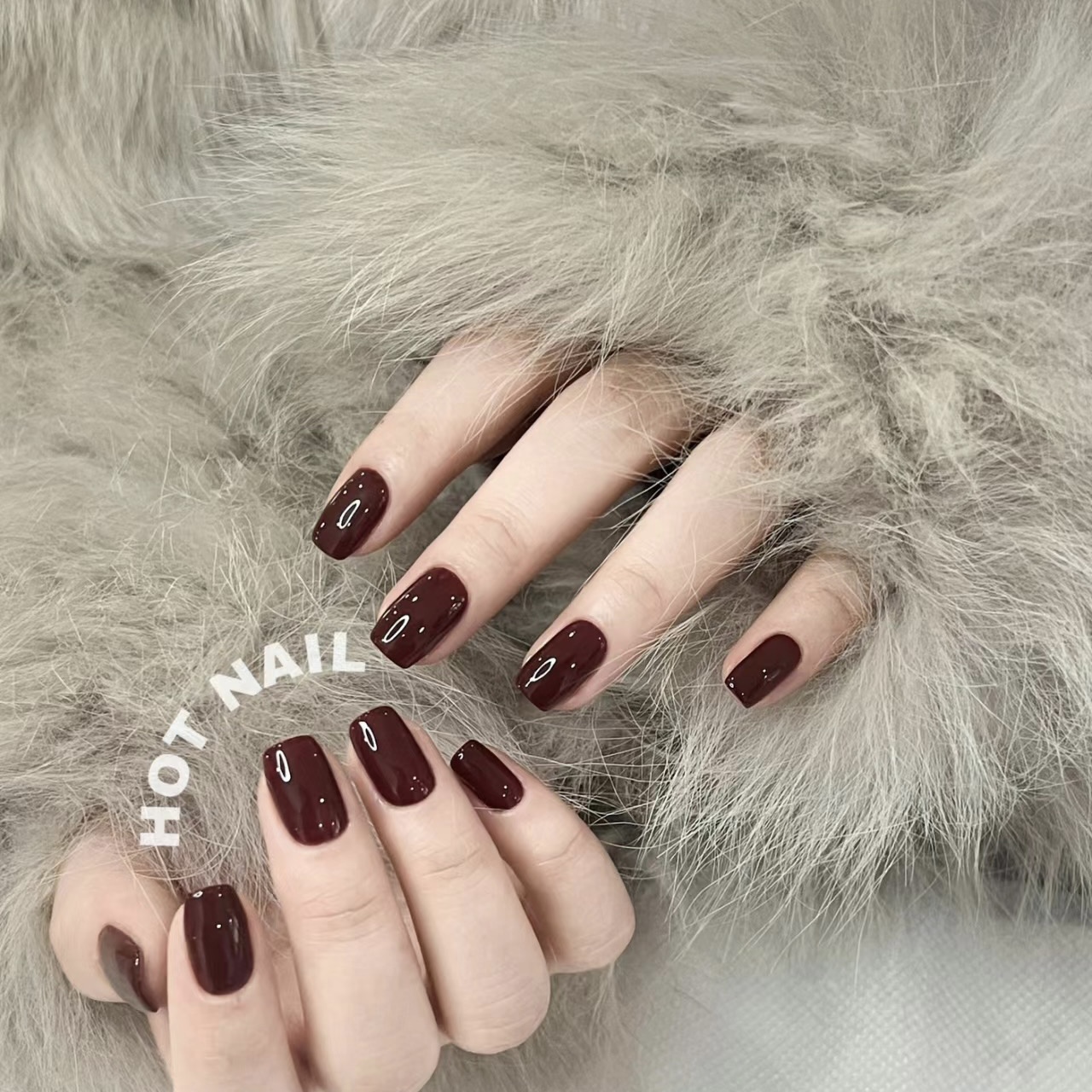 【考拉酒红】短椭圆秋冬季纯欲新年美甲贴片手穿戴甲简约指甲贴10片