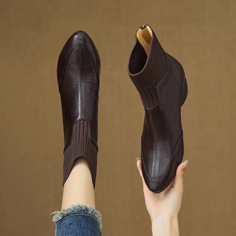 【翘颜品牌】简约切尔西瘦瘦时尚尖头百搭短筒软皮软底中跟短靴5371