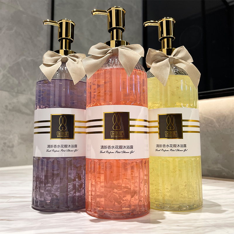 网红花瓣香水沐浴露72小时持久留香滋润保湿大容量家庭装男女通用