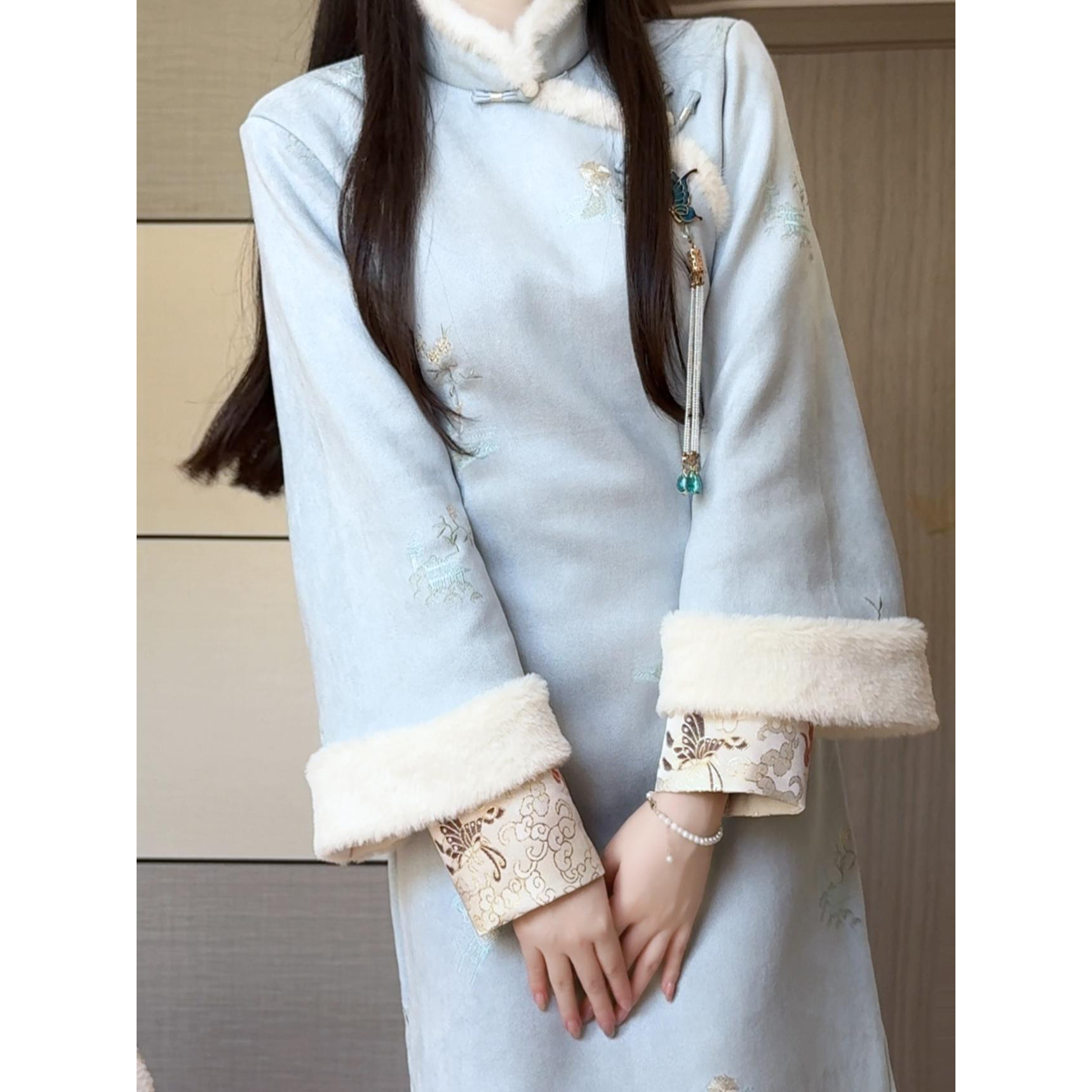 新中式蓝色旗袍2025年冬季新款加绒加厚长袖年轻款日常改良连衣裙