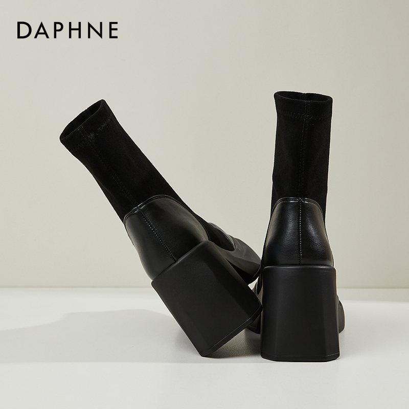 达芙妮黑色弹力瘦瘦靴女10cm内增高小个子短靴子厚底高跟马丁靴