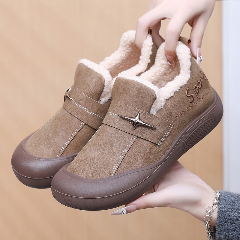 2025冬季加绒防水女雪地靴老北京布鞋一脚蹬保暖百搭妈妈厚底棉鞋
