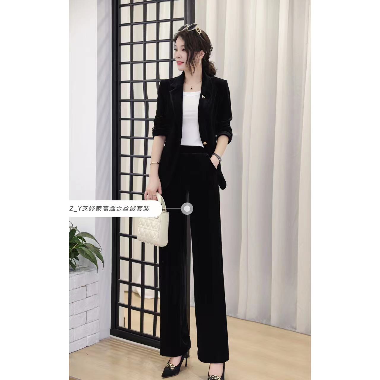 【芝妤家】新款爆款高端气质金丝绒西装＋黑色休闲阔腿裤套装显瘦