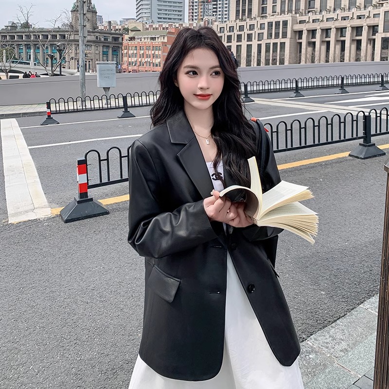 黑色西装皮衣外套女2025年秋季新款韩版宽松休闲小众设计感西服款