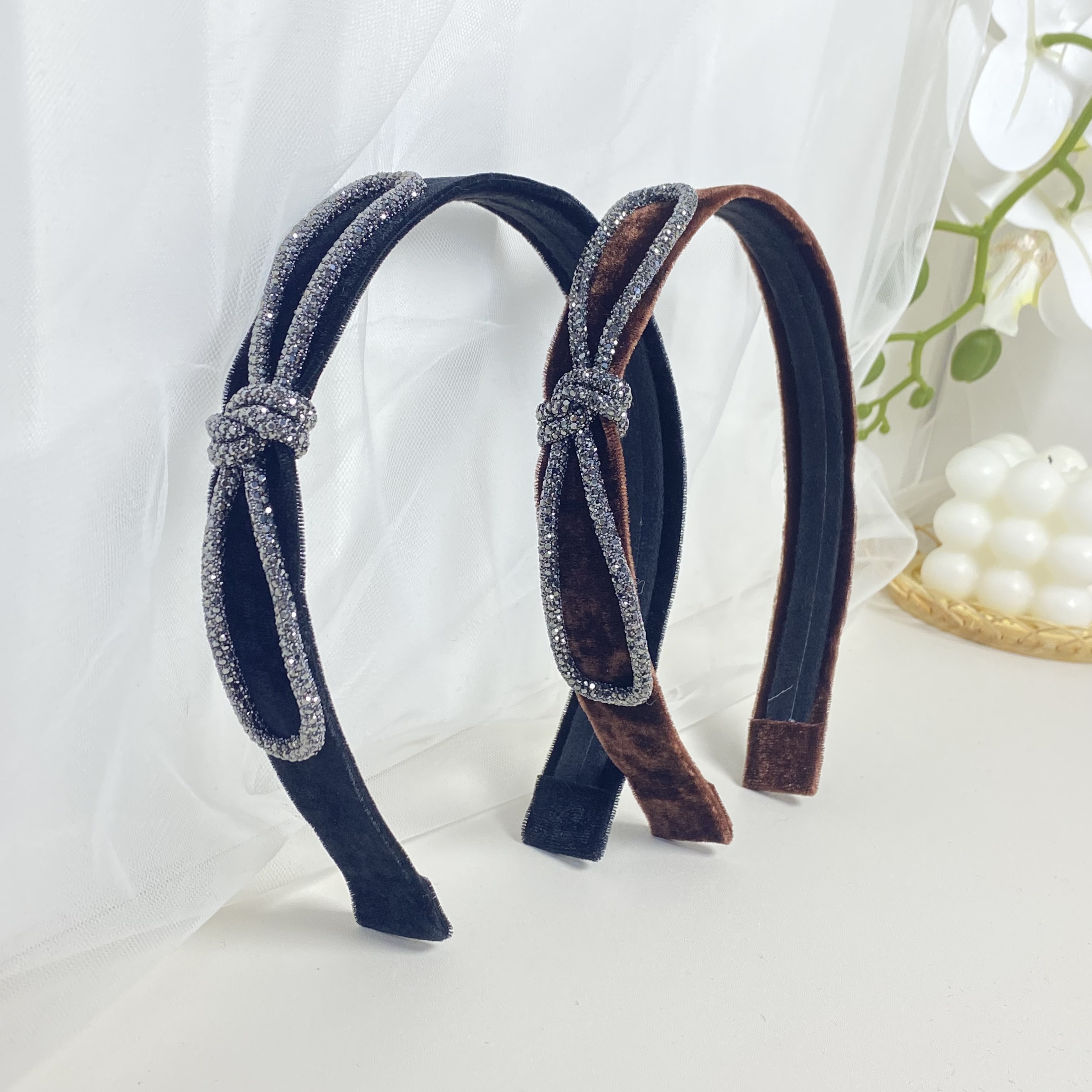 韩国Eunoia Nero【砂糖钻蝴蝶绒面发箍】1031