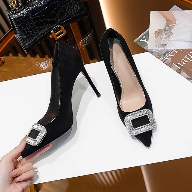 细跟水钻方扣高跟鞋女2025春季新款真皮浅口方头黑色法式名媛单鞋