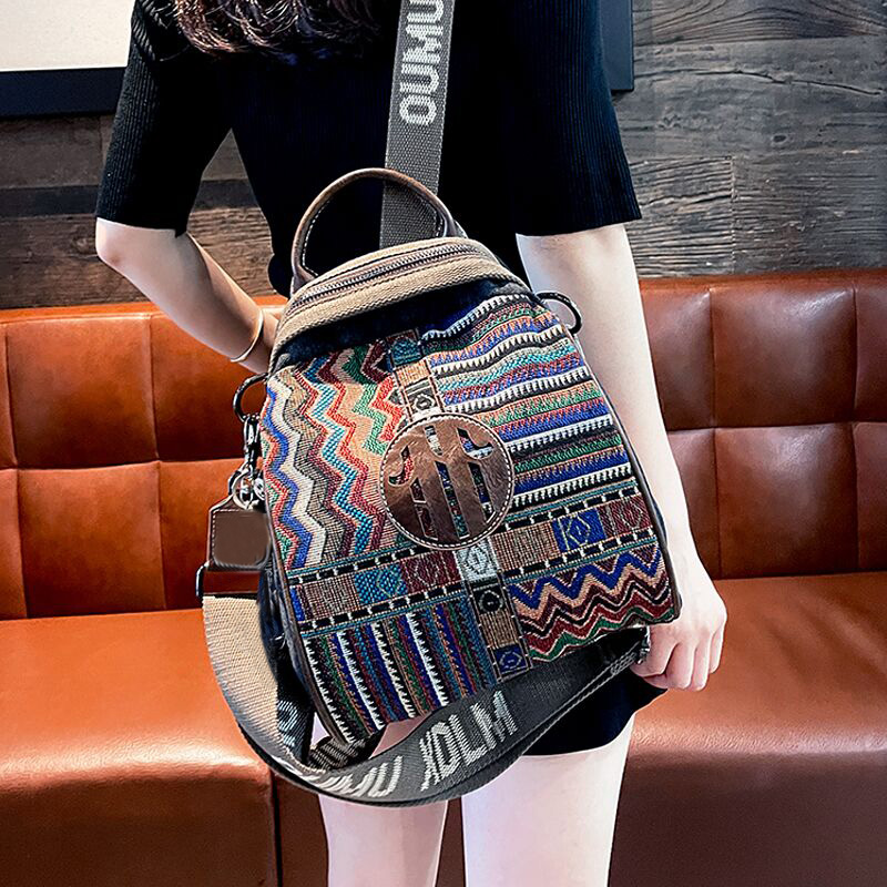 2025新款时尚多功能刺绣牛仔布双肩包女包复古潮流百搭背包旅行包