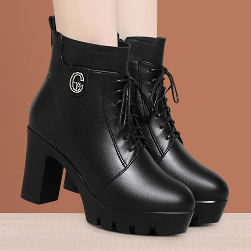 冬季新款加绒短筒马丁靴女圆头系带高跟女靴中年妈妈女款时尚单靴