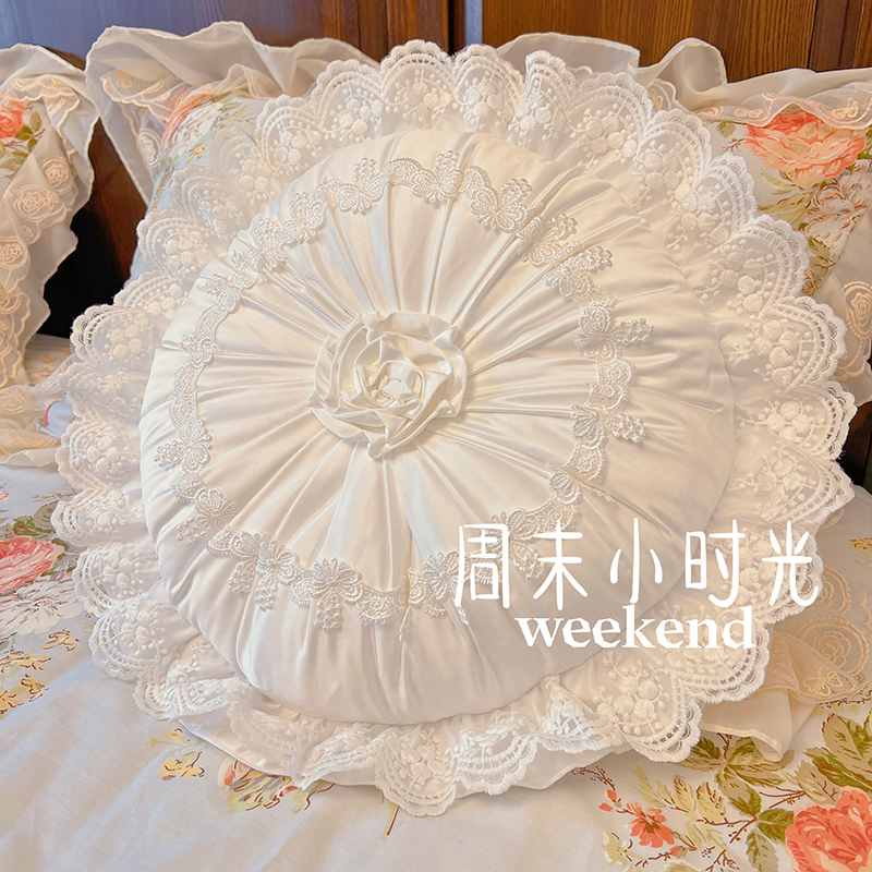 法式圆抱枕靠垫白色蕾丝南瓜枕ins轻奢卧室造型枕