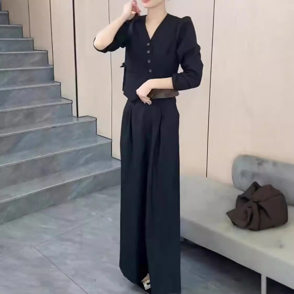 2025新款拼接V领上衣阔腿裤两件套A67